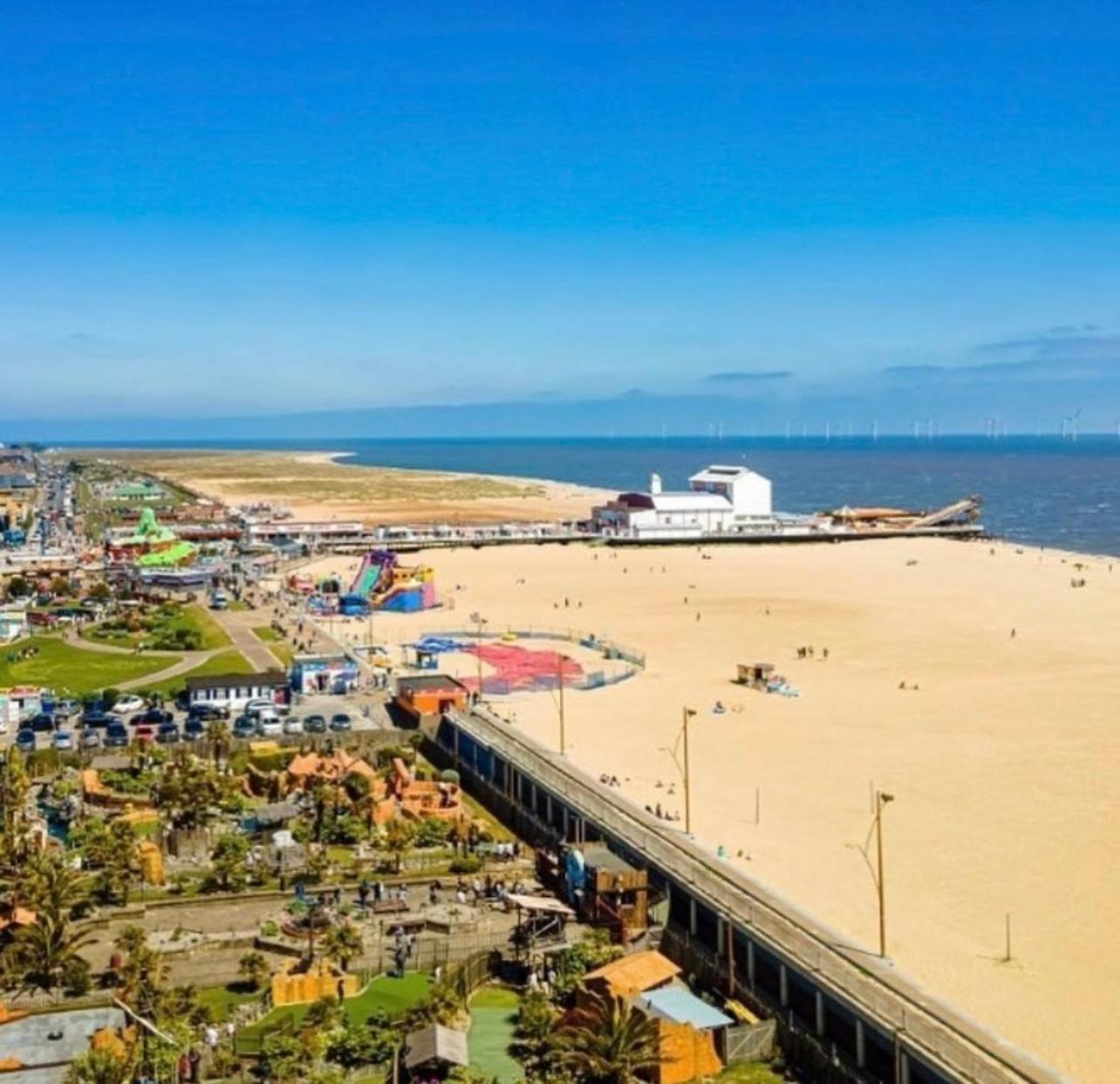 Hotel Of Wizardry Great Yarmouth Exteriér fotografie